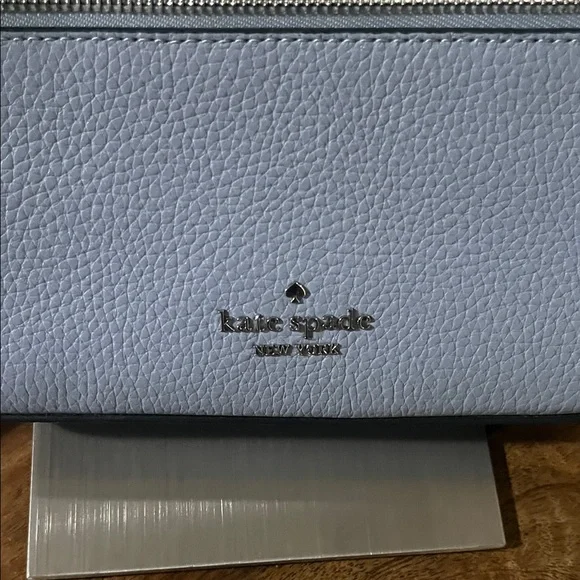 Kate Spade Leila blue and snakeskin wristlet, NWT - Picture 3 of 13